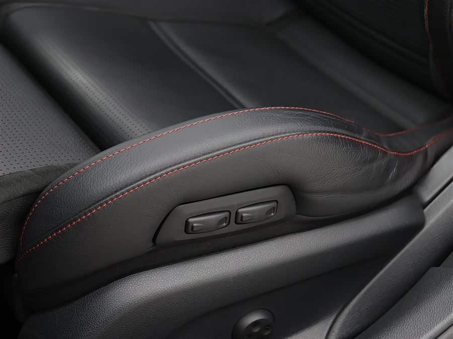 Mercedes-Benz C AMG 2018 immagine di auto #5