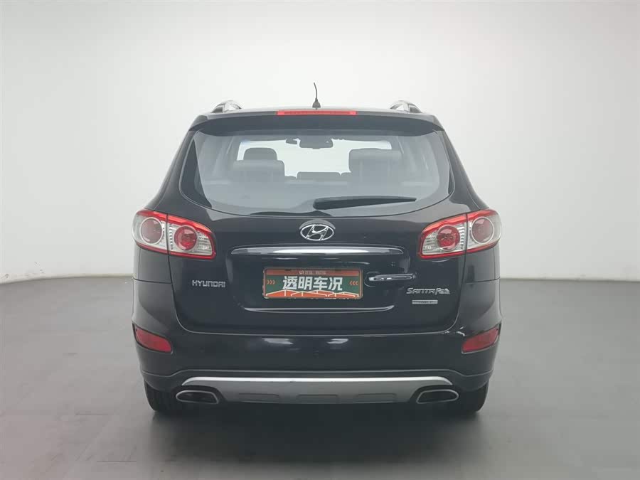 Hyundai Santa Fe Classic 2012 car image #5