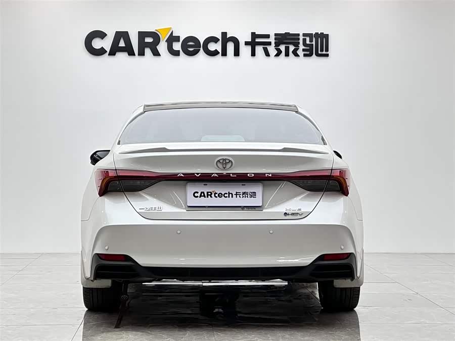 Toyota Avalon 2024 car image #5