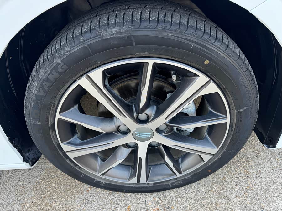 GEELY Emgrand 2022 #5 GEELY Emgrand 2022 car image #5