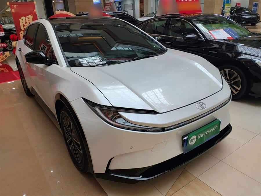 Toyota bZ5 2025 car image #5