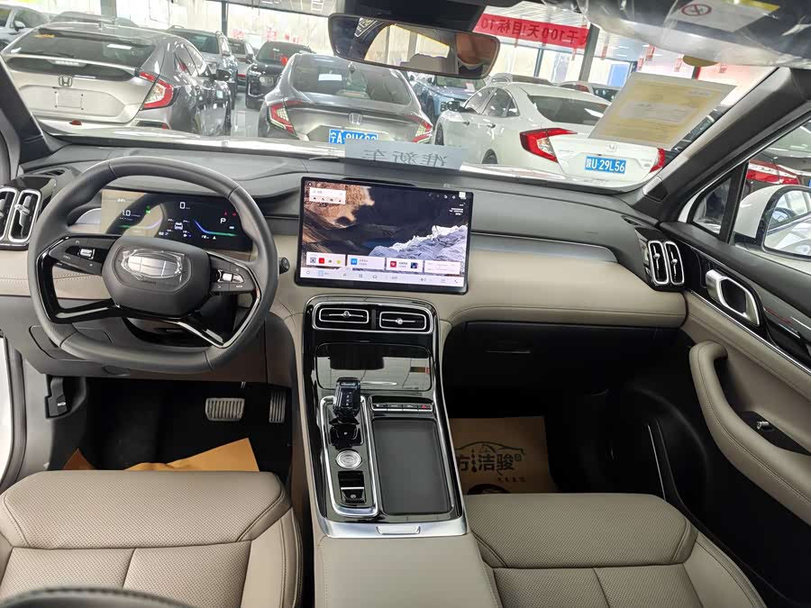 GEELY Boyue L 2025 #5 GEELY Boyue L 2025 car image #5