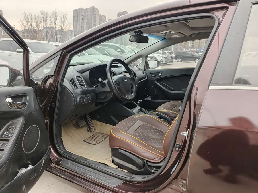Kia K3 2014 #5 Kia K3 2014 car image #5