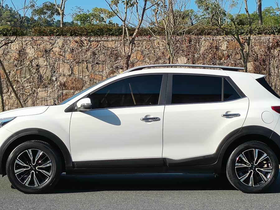 Kia KX1 2019 car image #5