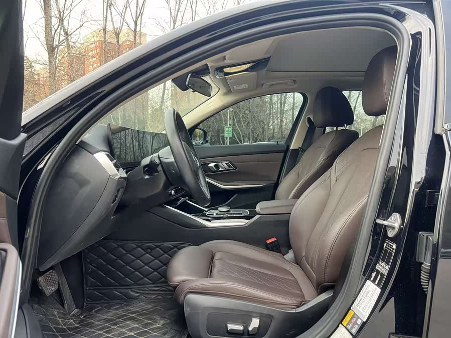 BMW i3 2023 car image #5