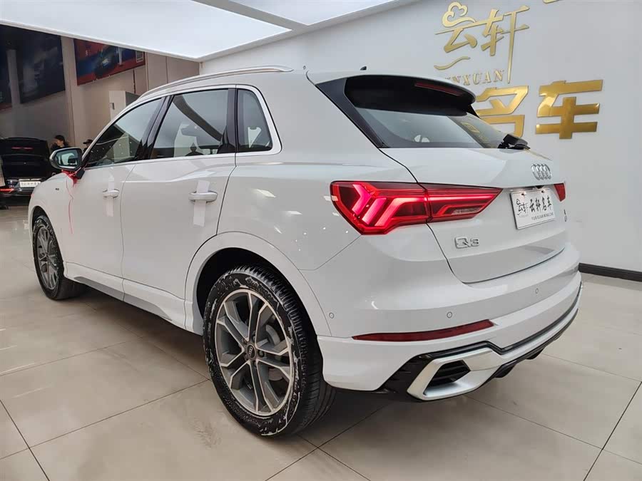 Audi Q3 2024 #5 Audi Q3 2024 car image #5