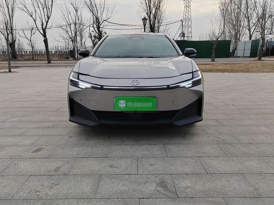 Toyota bZ3 2023 immagine di auto #5