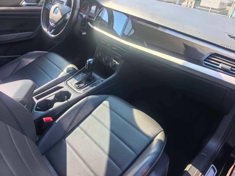 Volkswagen Lavida 2019 #5 Volkswagen Lavida 2019 car image #5
