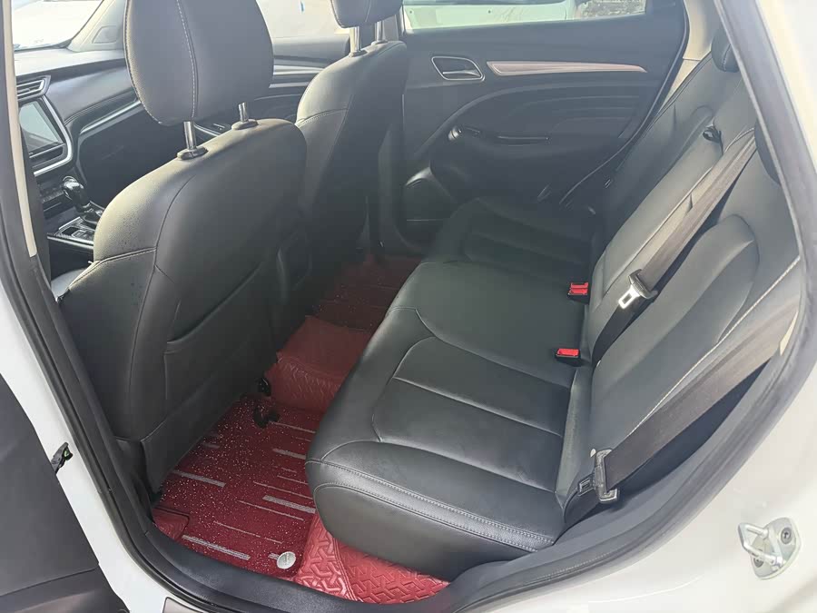 Roewe RX3 2018 изображение автомобиля #5