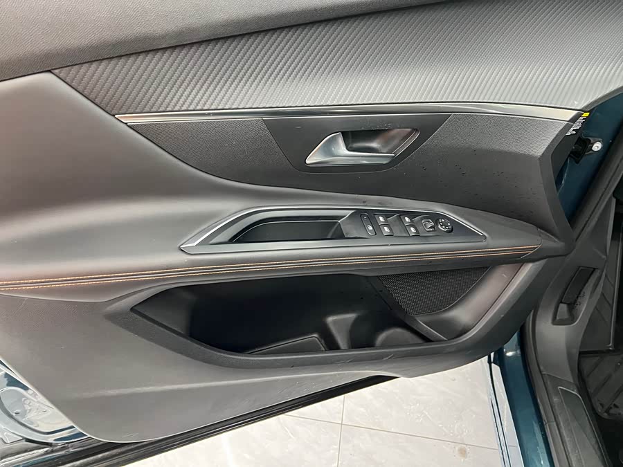 Peugeot 5008 2018 #5 Peugeot 5008 2018 car image #5