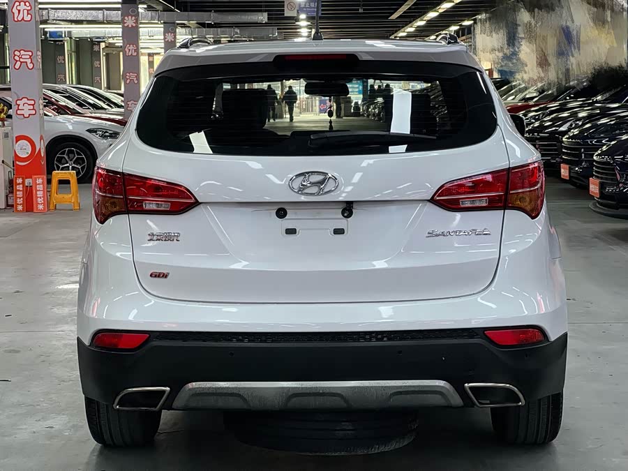Hyundai Santa Fe 2014 #5 Hyundai Santa Fe 2014 car image #5