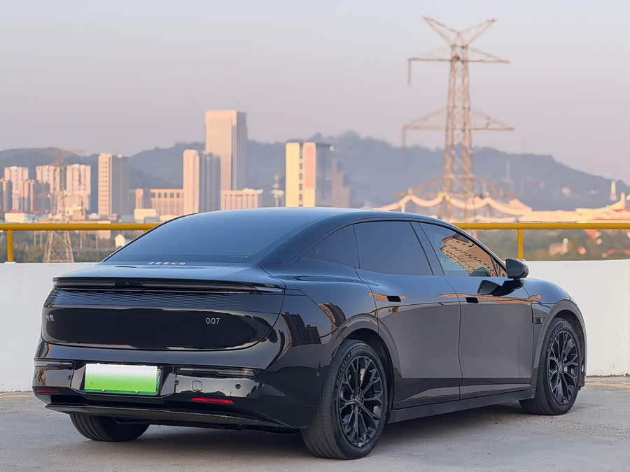 Zeekr 007 2024 immagine di auto #5