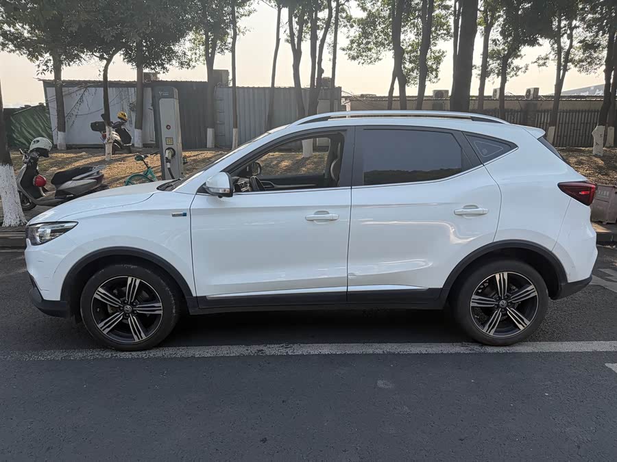 MG ZS 2018 car image #5