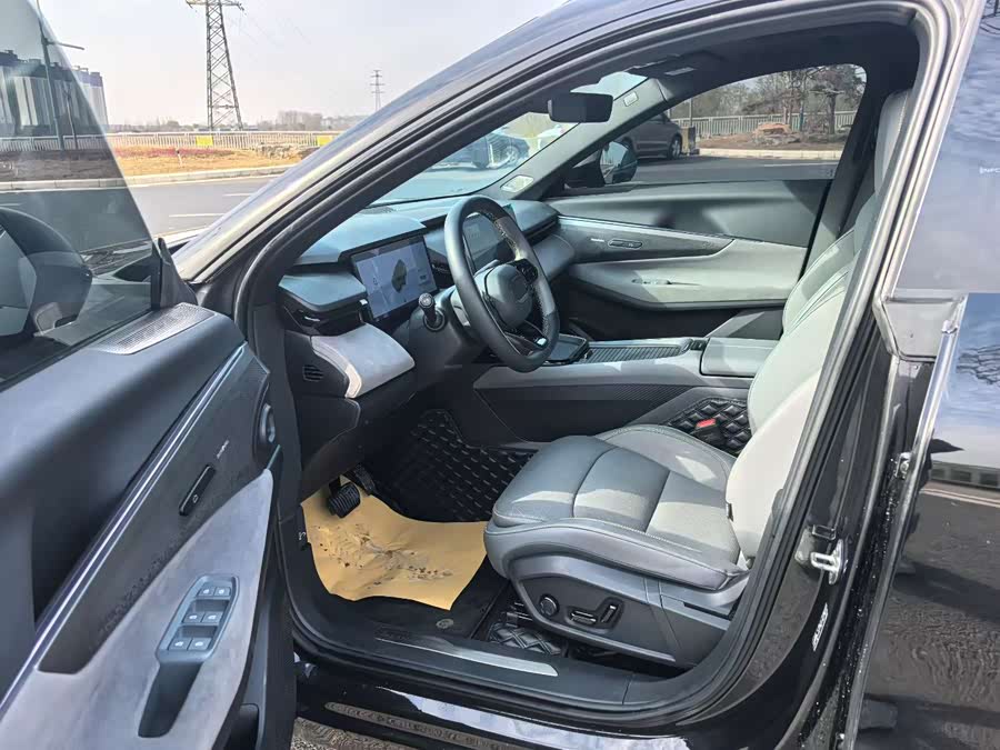 领克 领克08 EM-P 2024 汽车图片 #5