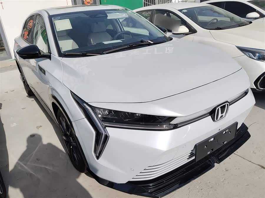 Honda e:NS2 2025 #5 Honda e:NS2 2025 car image #5