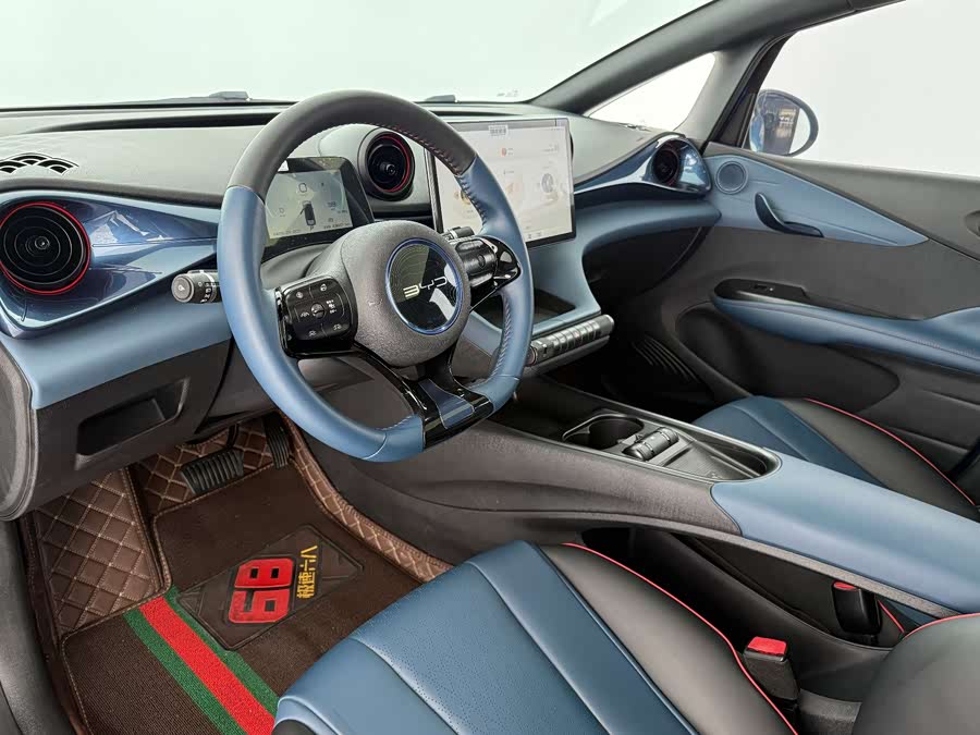 BYD Dolphin 2022 #5 BYD Dolphin 2022 car image #5