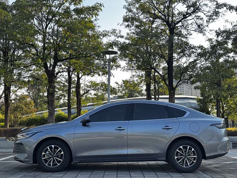 BYD Destroyer 05 2024 #5 BYD Destroyer 05 2024 car image #5