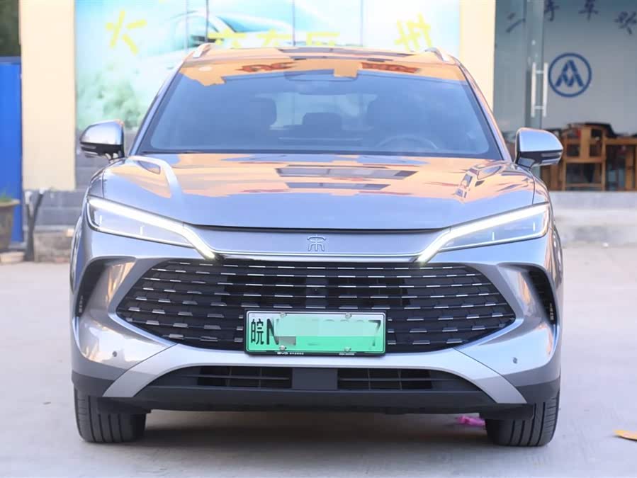 BYD SongL DM-i 2025 car image #5