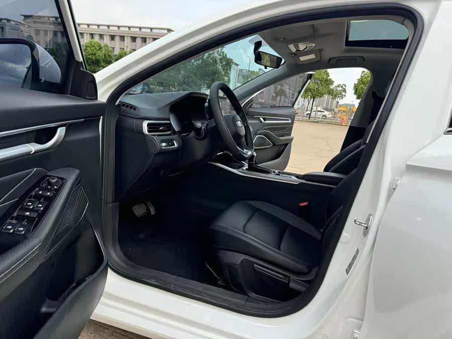 GEELY Emgrand 2022 car image #5