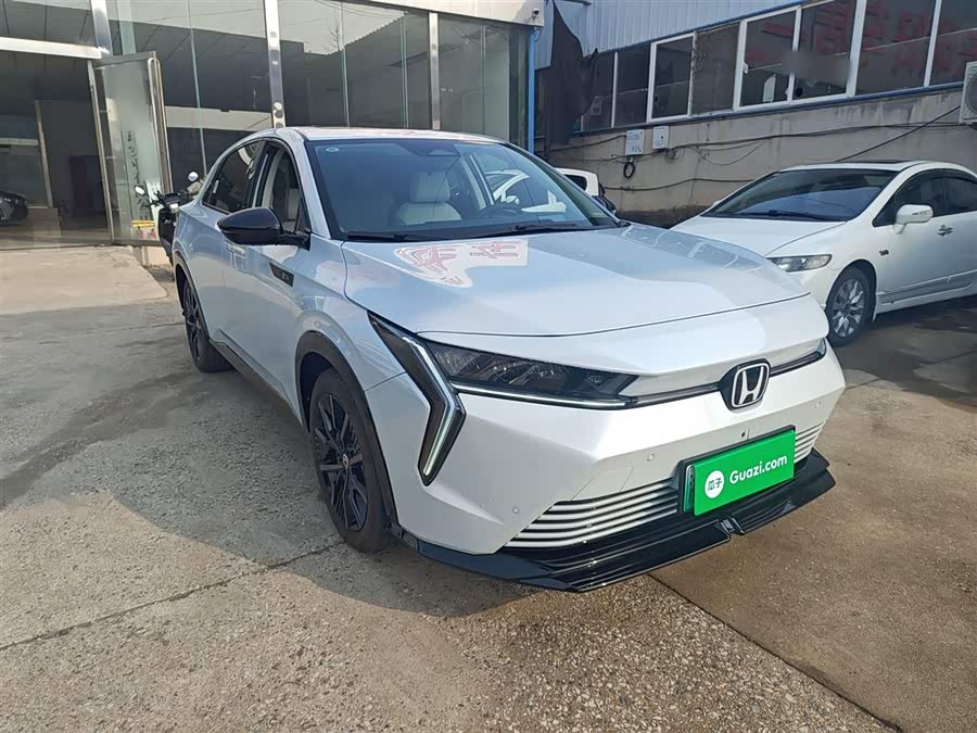 Honda e:NS2 2025 #5 Honda e:NS2 2025 car image #5