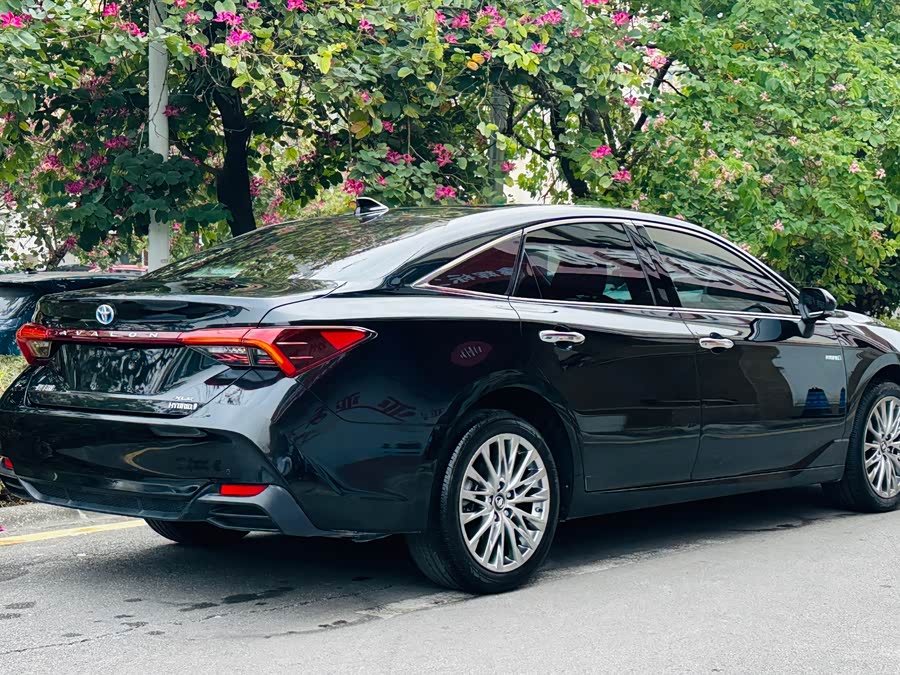Toyota Avalon 2023 image de voiture #5