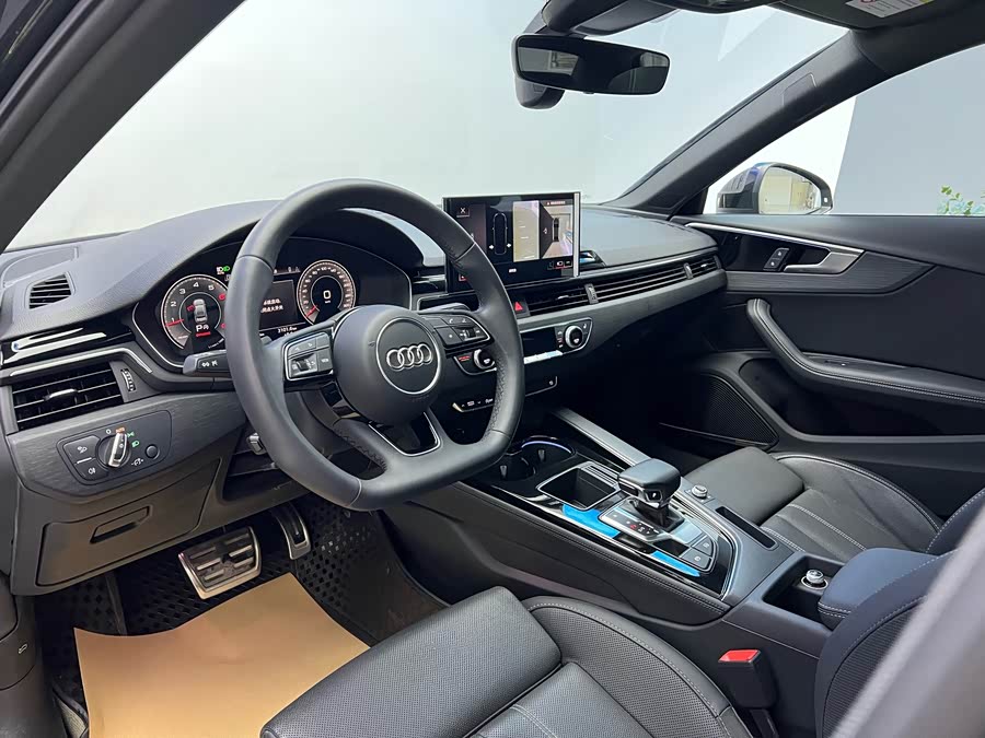 Audi A4L 2024 immagine di auto #5