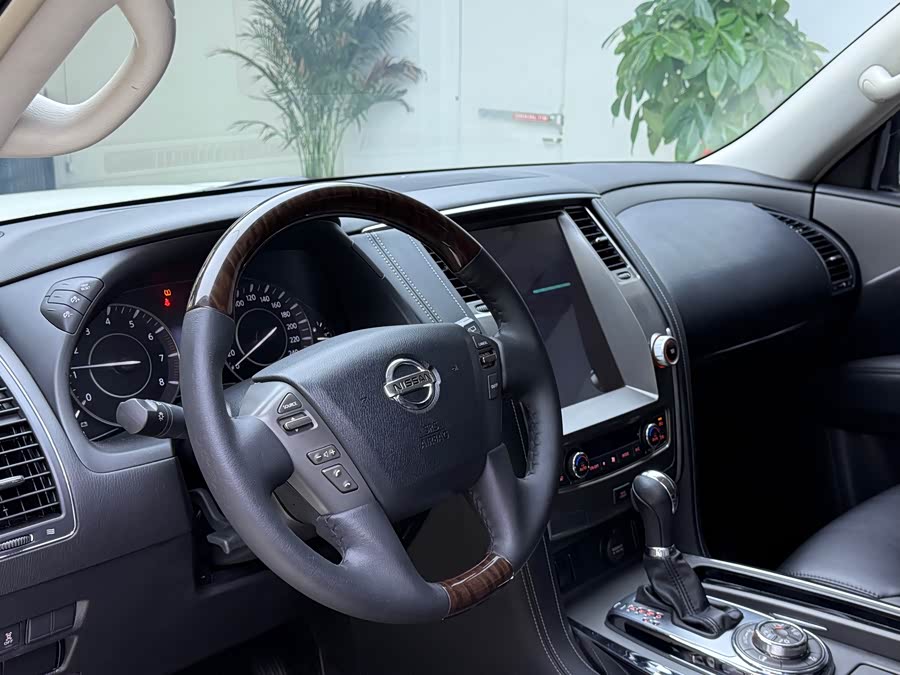 日产 途乐 2018 汽车图片 #5