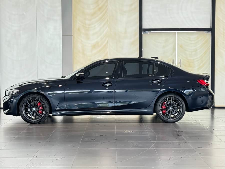 BMW 3 Series 2023 #5 BMW 3 Series 2023 immagine di auto #5