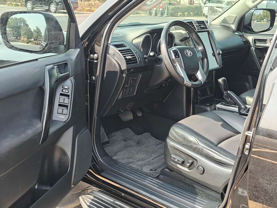 Toyota Prado (Imported) 2014 #5 Toyota Prado (Imported) 2014 car image #5