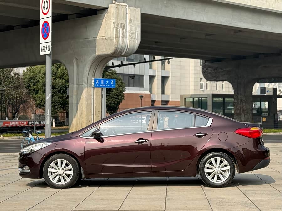 Kia K3 2014 car image #5