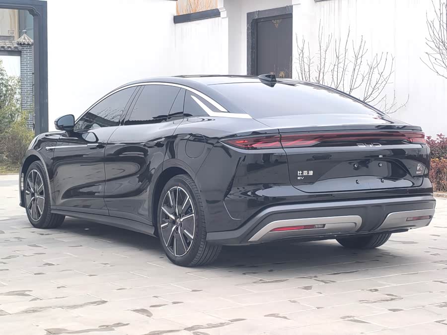 BYD HanL 2025 #5 BYD HanL 2025 car image #5