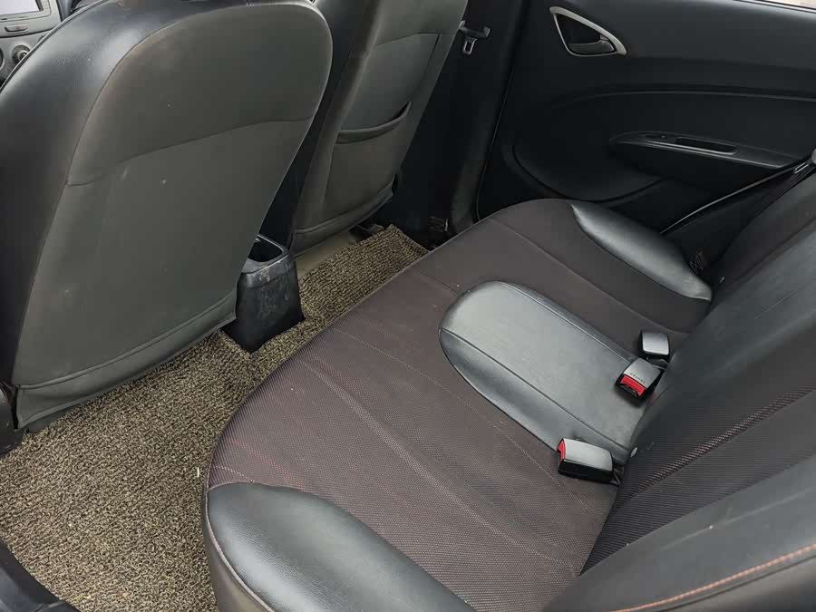 Chevrolet Sail 2013 immagine di auto #5