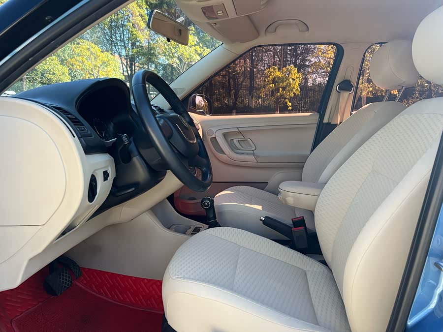 斯柯达 晶锐 2013 汽车图片 #5