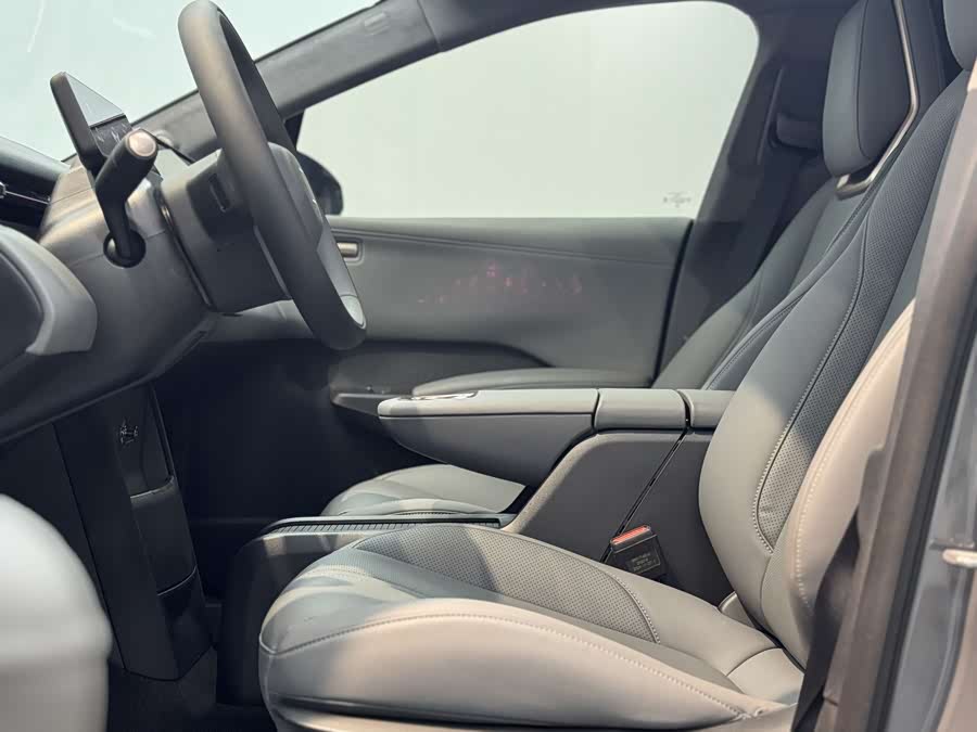 Zeekr X 2024 car image #5