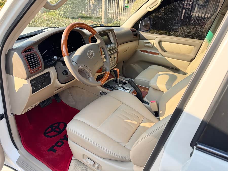 Toyota Land Cruiser 2007 car image #5