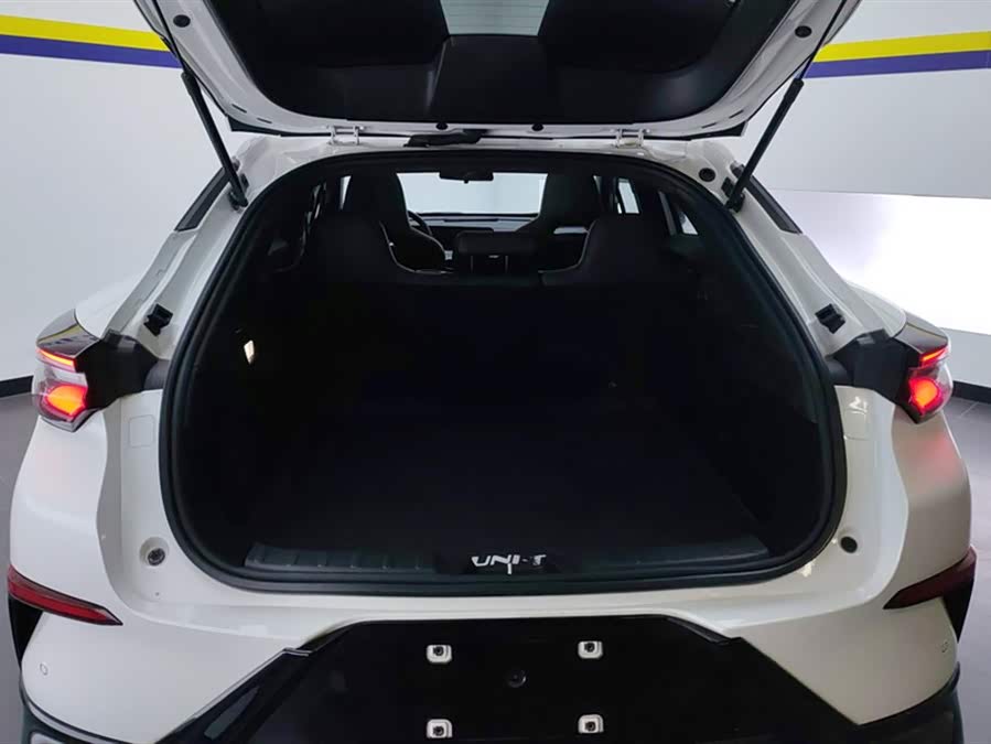 Changan UNI-T 2022 #5 Changan UNI-T 2022 car image #5