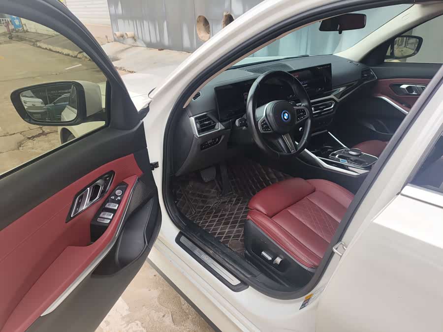 BMW i3 2022 #5 BMW i3 2022 car image #5