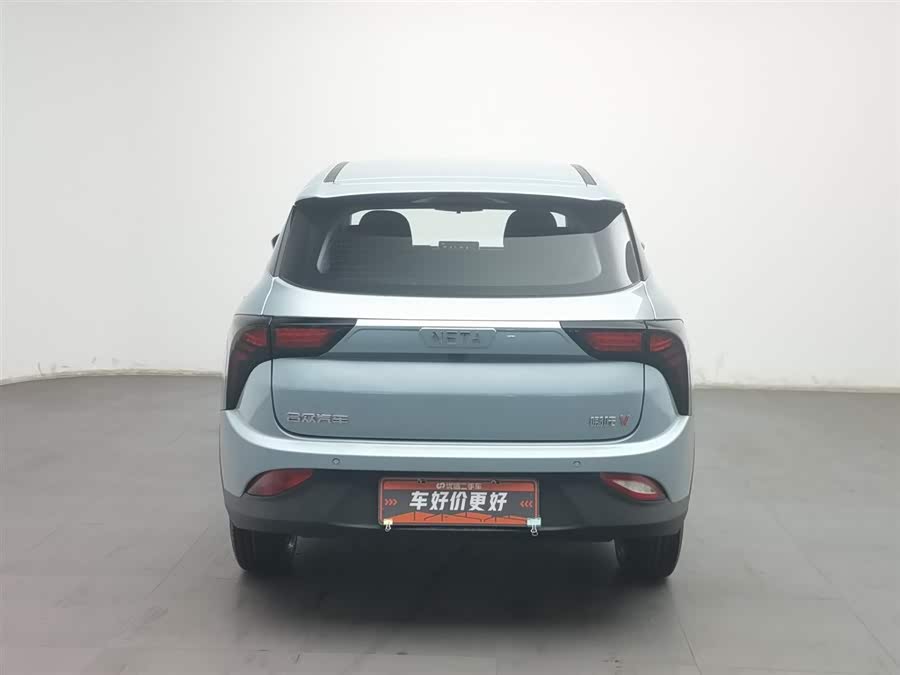 哪吒汽车 哪吒V 2021 汽车图片 #5