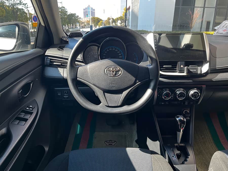 Toyota Yaris L Zhixiang 2018 صورة سيارة #5