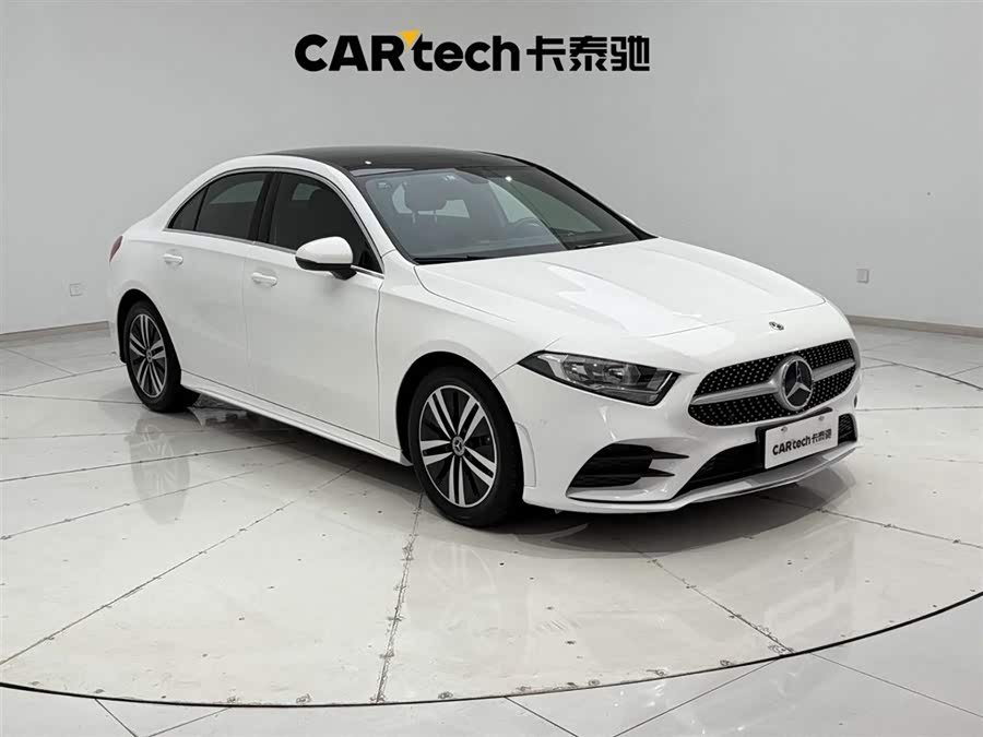 Mercedes-Benz A Class 2019 #5 Mercedes-Benz A Class 2019 car image #5