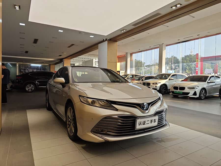 Toyota Camry 2020 #5 Toyota Camry 2020 car image #5