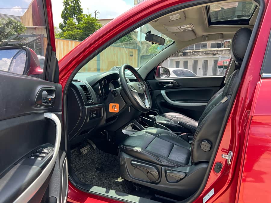 Changan CS35 2015 car image #5