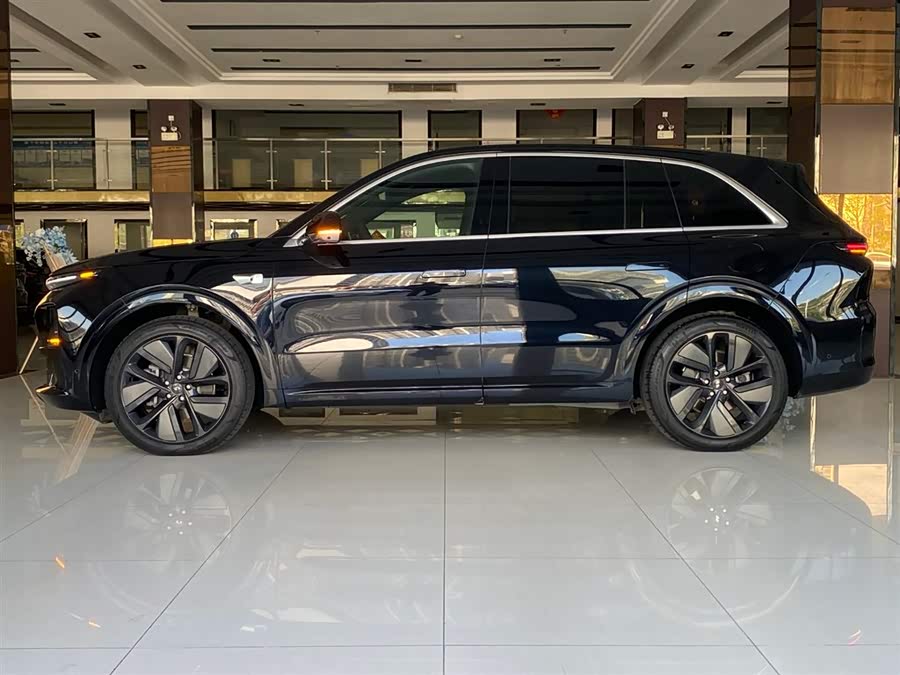 Li L6 2024 صورة سيارة #5