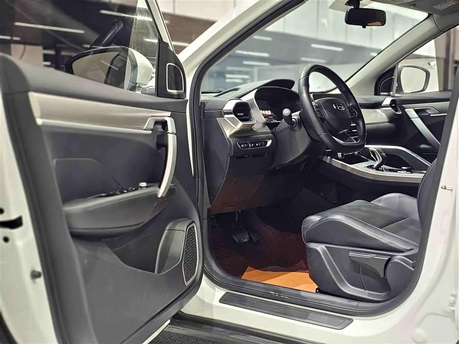 GEELY Coolray New Energy 2021 #5 GEELY Coolray New Energy 2021 car image #5