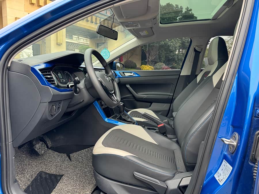 Volkswagen Polo 2020 car image #5