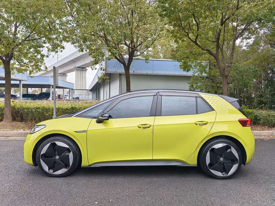 Volkswagen ID.3 2022 #5 Volkswagen ID.3 2022 car image #5