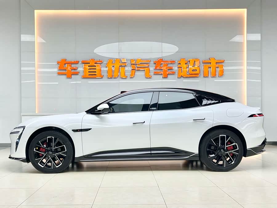 阿维塔 阿维塔06 2025 汽车图片 #5