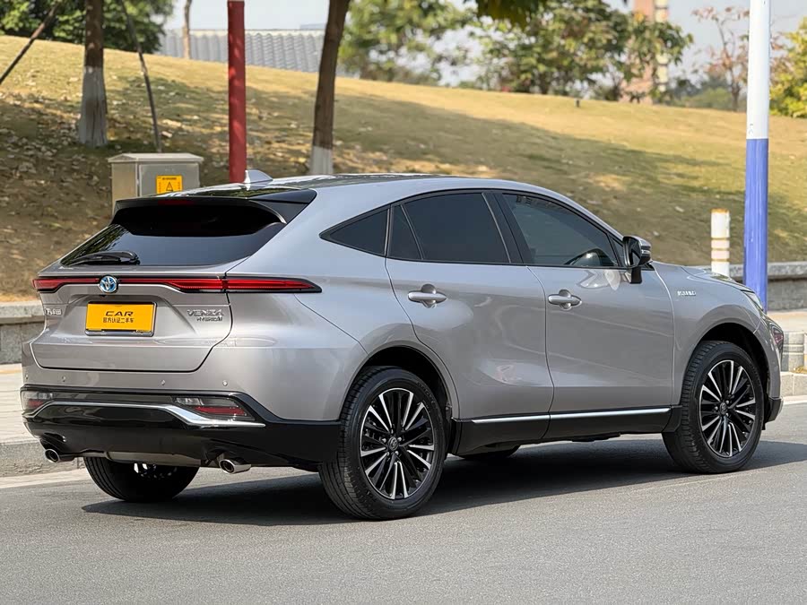 Toyota Venza 2023 immagine di auto #5