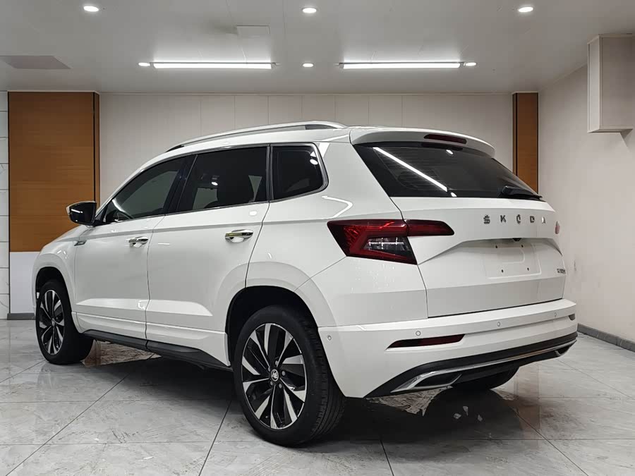 Skoda Karoq 2022 изображение автомобиля #5