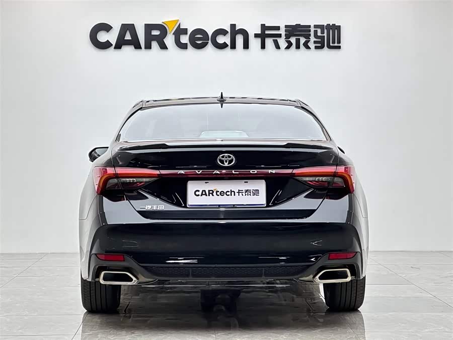 Toyota Avalon 2023 car image #5